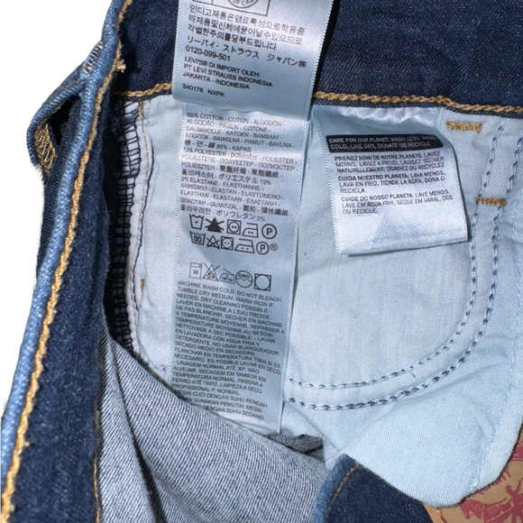 Levi’s 720 High Rise Super Skinny Dark Wash Jean Women’s Size 4/27 - Picture 6 of 7